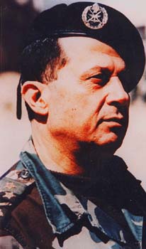 General Michel Aoun